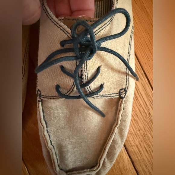 OluKai Women's Helena Canvas Boat Shoe Flats - Cream Navy - Picture 2 of 3